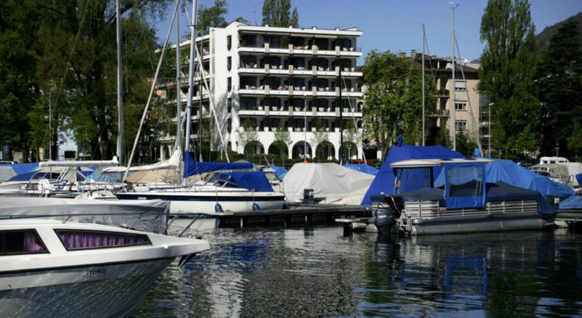 Aparthotel Al Lago Locarno Luaran gambar