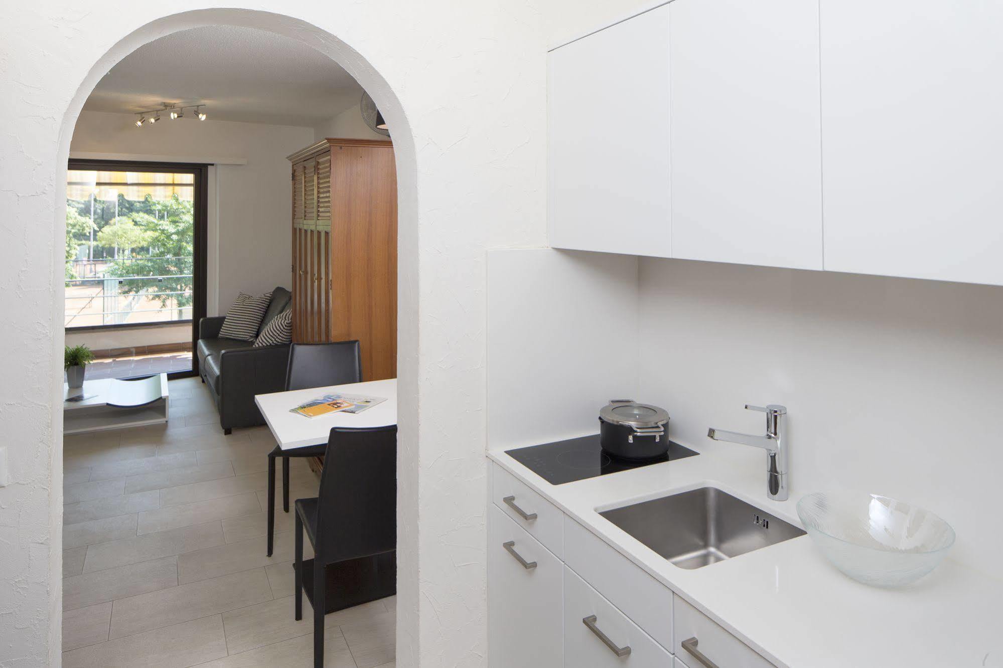 Aparthotel Al Lago Locarno Luaran gambar